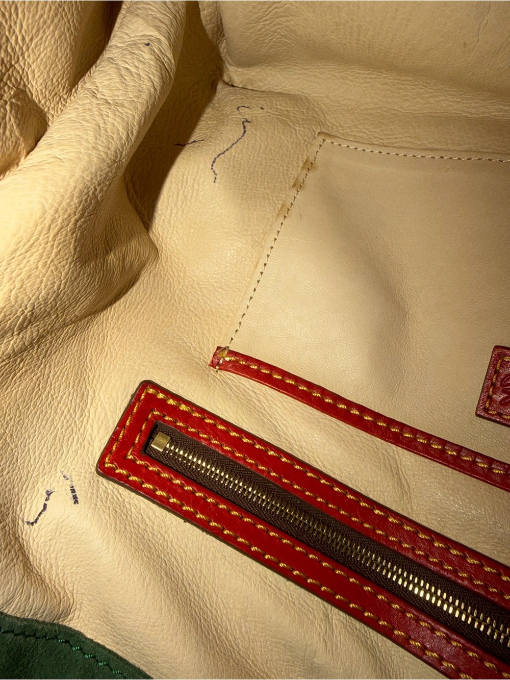 Dooney & Bourke Florentine Large Amelie Tote Red  Vachetta Leather - Picture 12 of 14